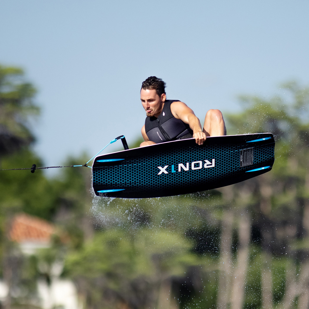 Ronix One Blackout 142 wakeboard 3
