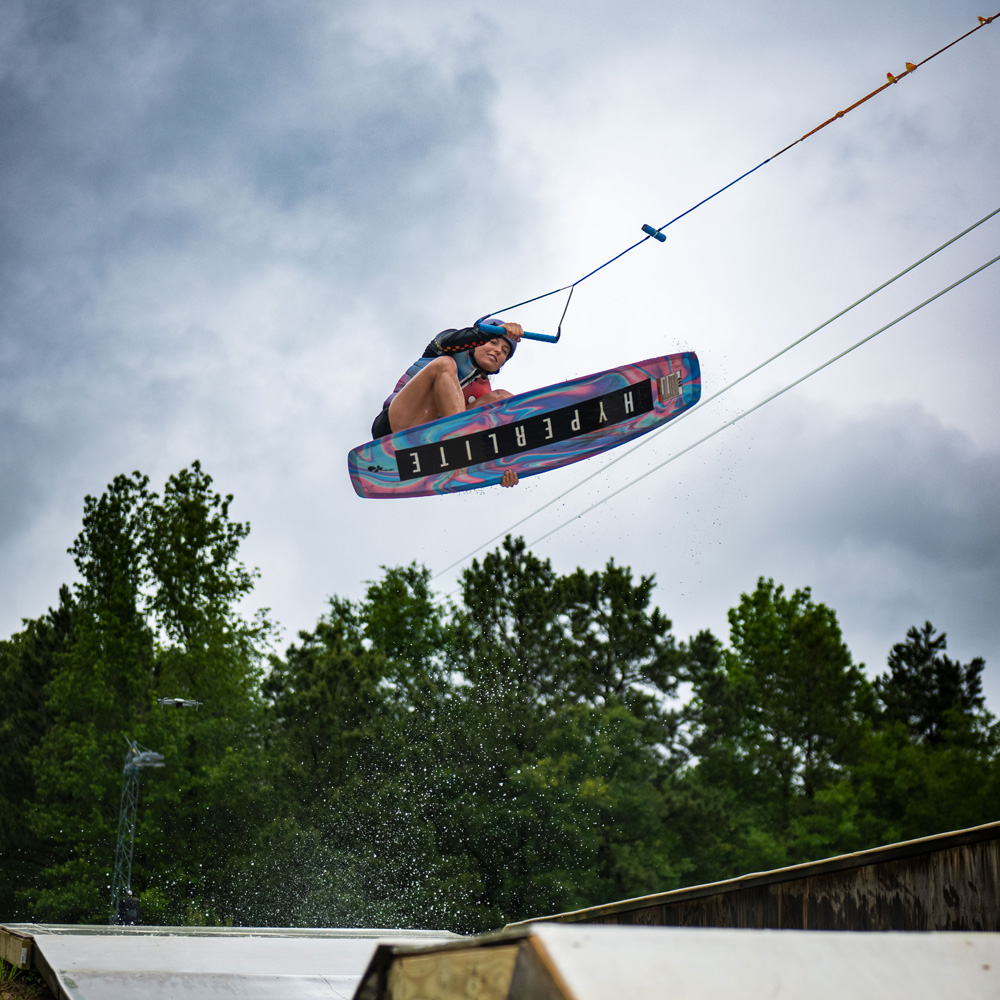 Hyperlite Aries wakeboard 146 cm met Zero2 bindingen 12