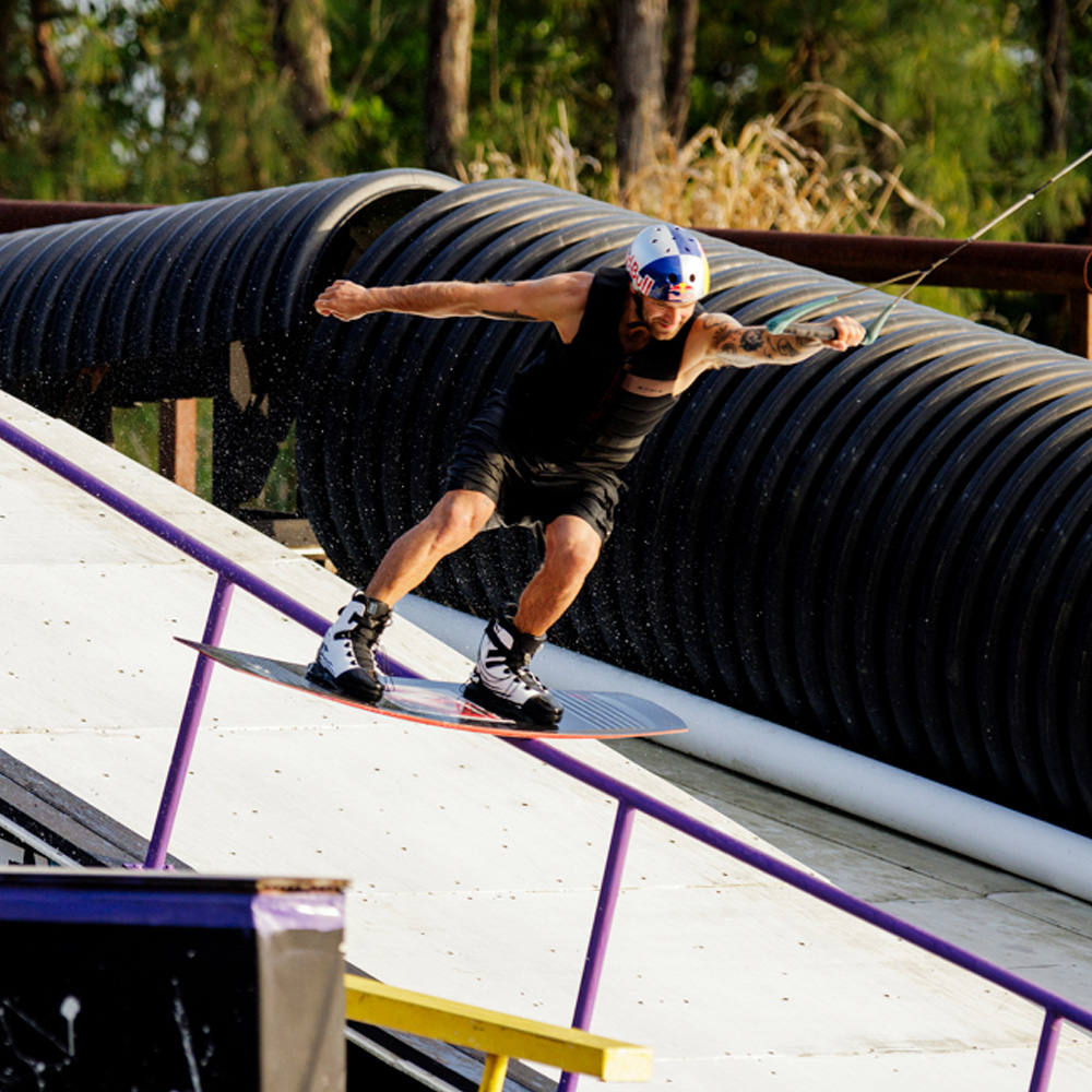 Ronix Kinetik wakeboard set 144 cm met Diplomat bindingen 5