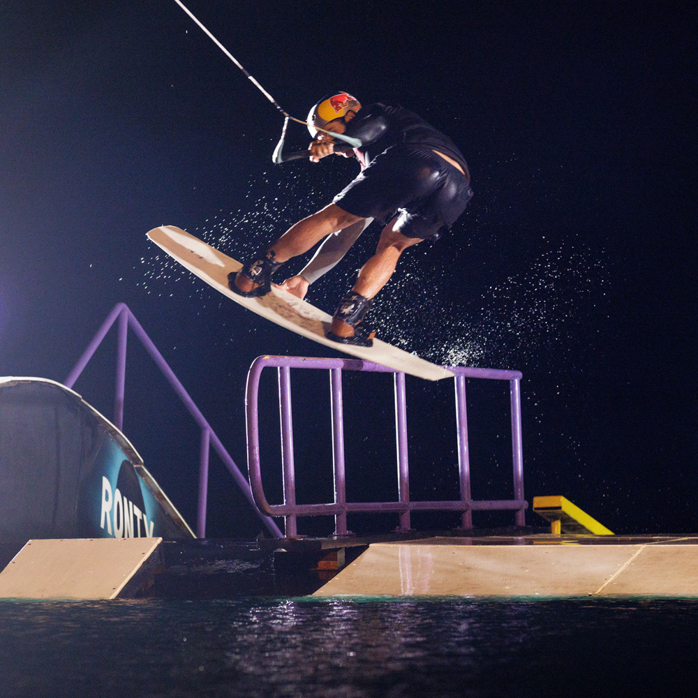 Ronix Pinpoint wakeboard set 137 cm met Parks bindingen 7