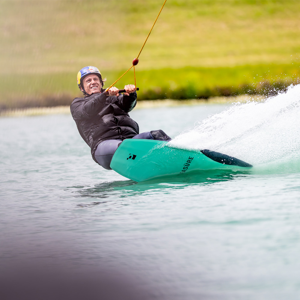 Hyperlite Pleasure wakeboard 144 cm met Zero2 bindingen 11