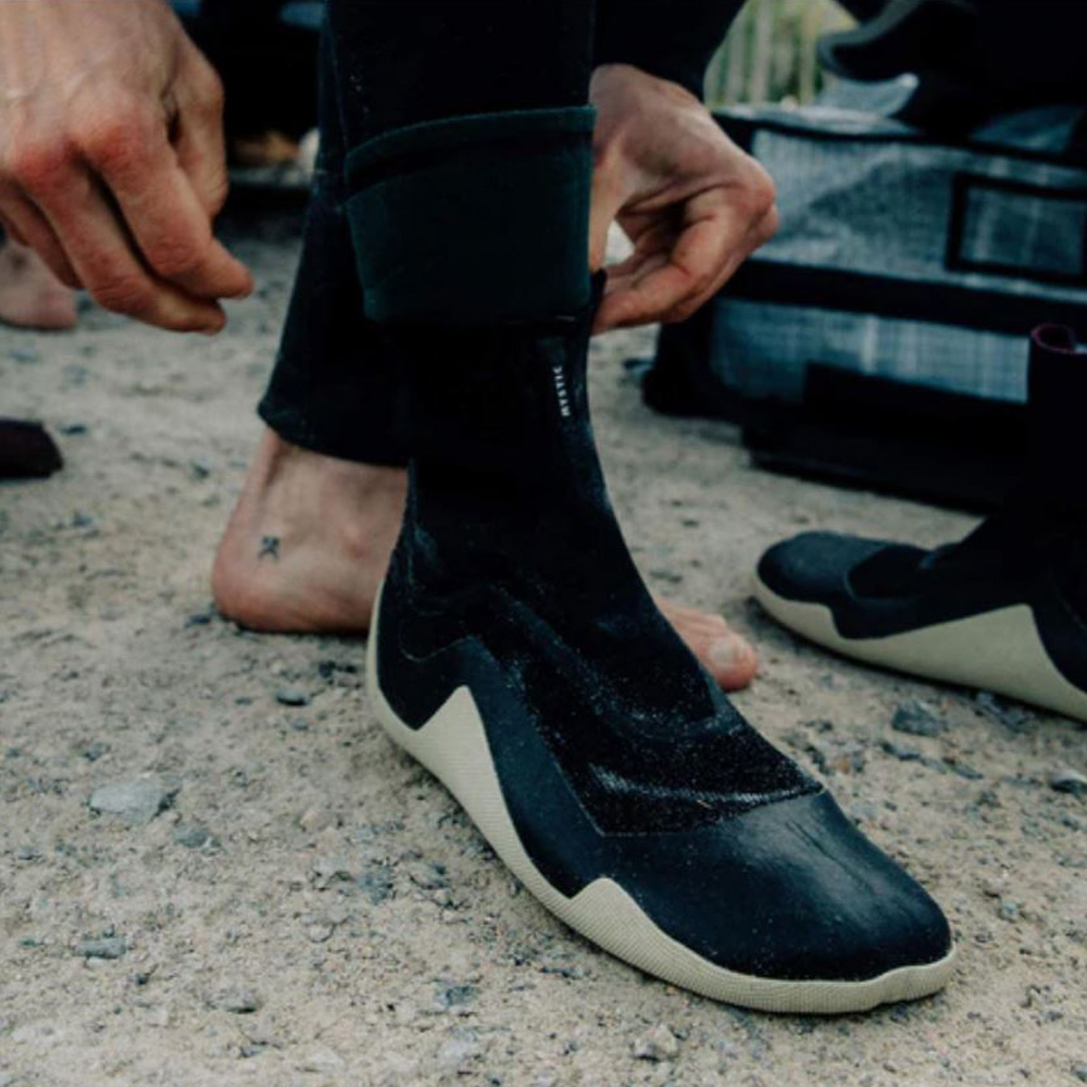 Mystic Supreme surfschoenen 3 mm split toe 2