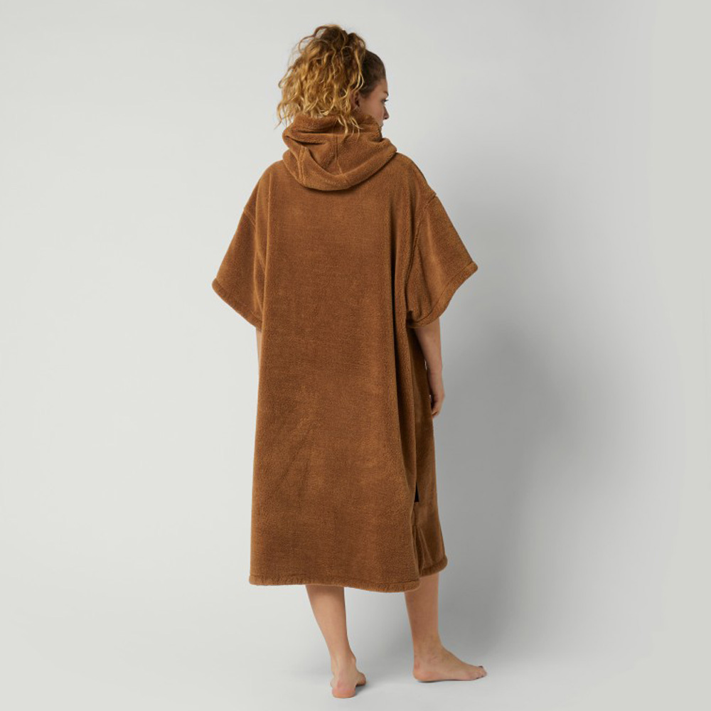 Mystic Teddy poncho bruin 6