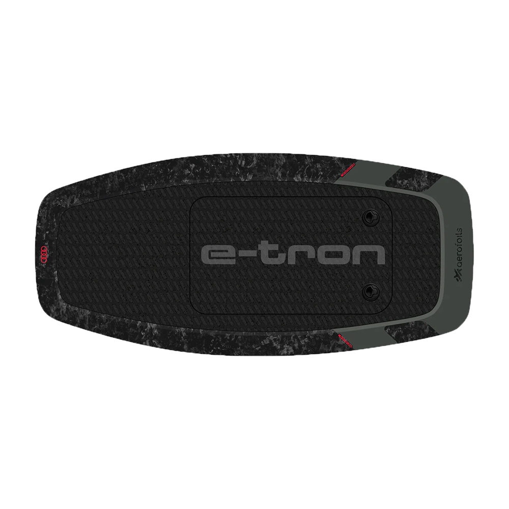 Audi e-tron eFoil board Competition carboncamo