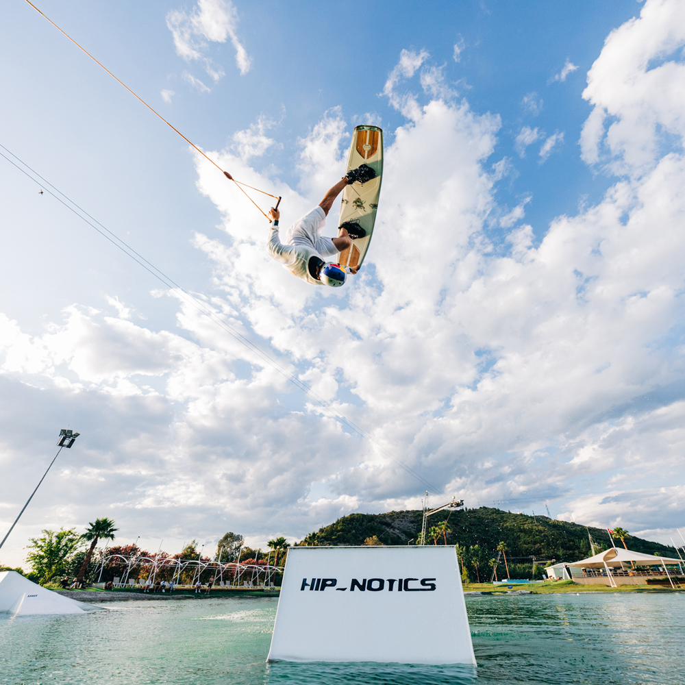 Liquid Force Peak wakeboard set 141 cm met Peak 4d bindingen 14