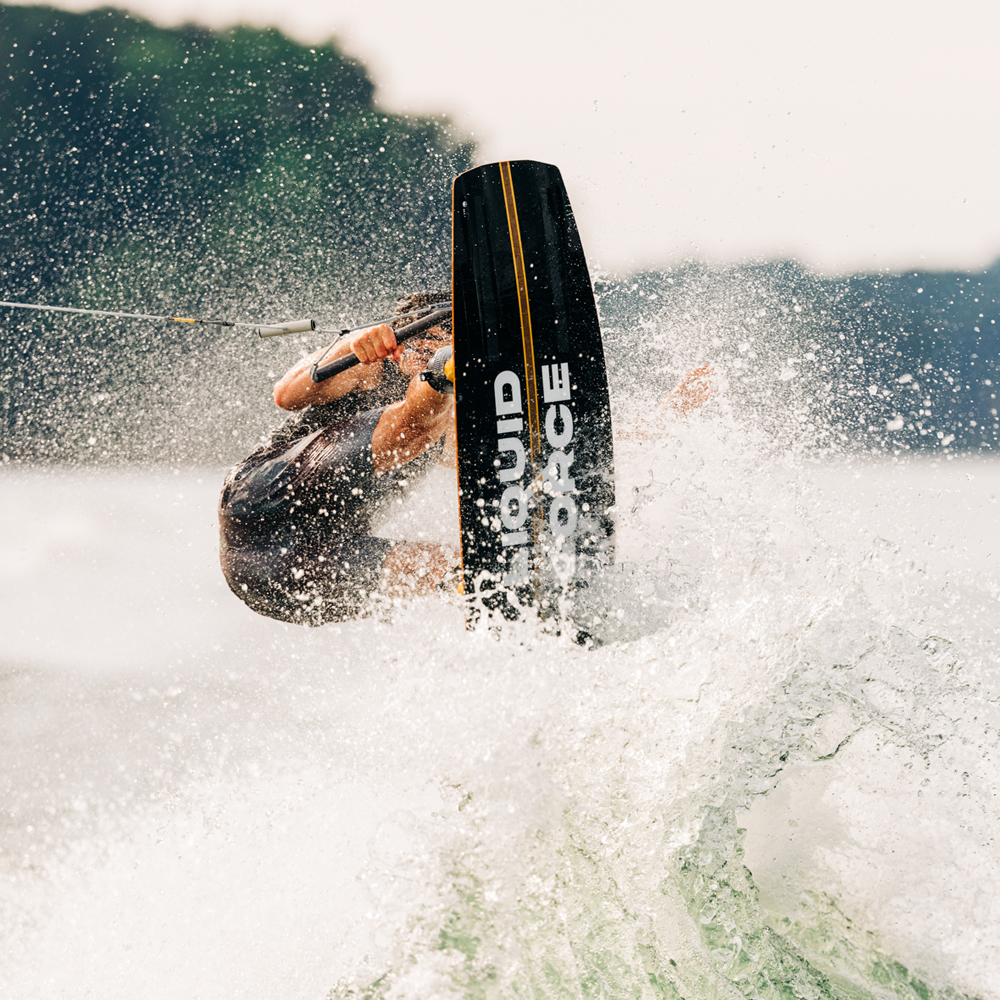 Liquid Force Ethos wakeboardset 145 cm met Vertex 6x bindingen 17