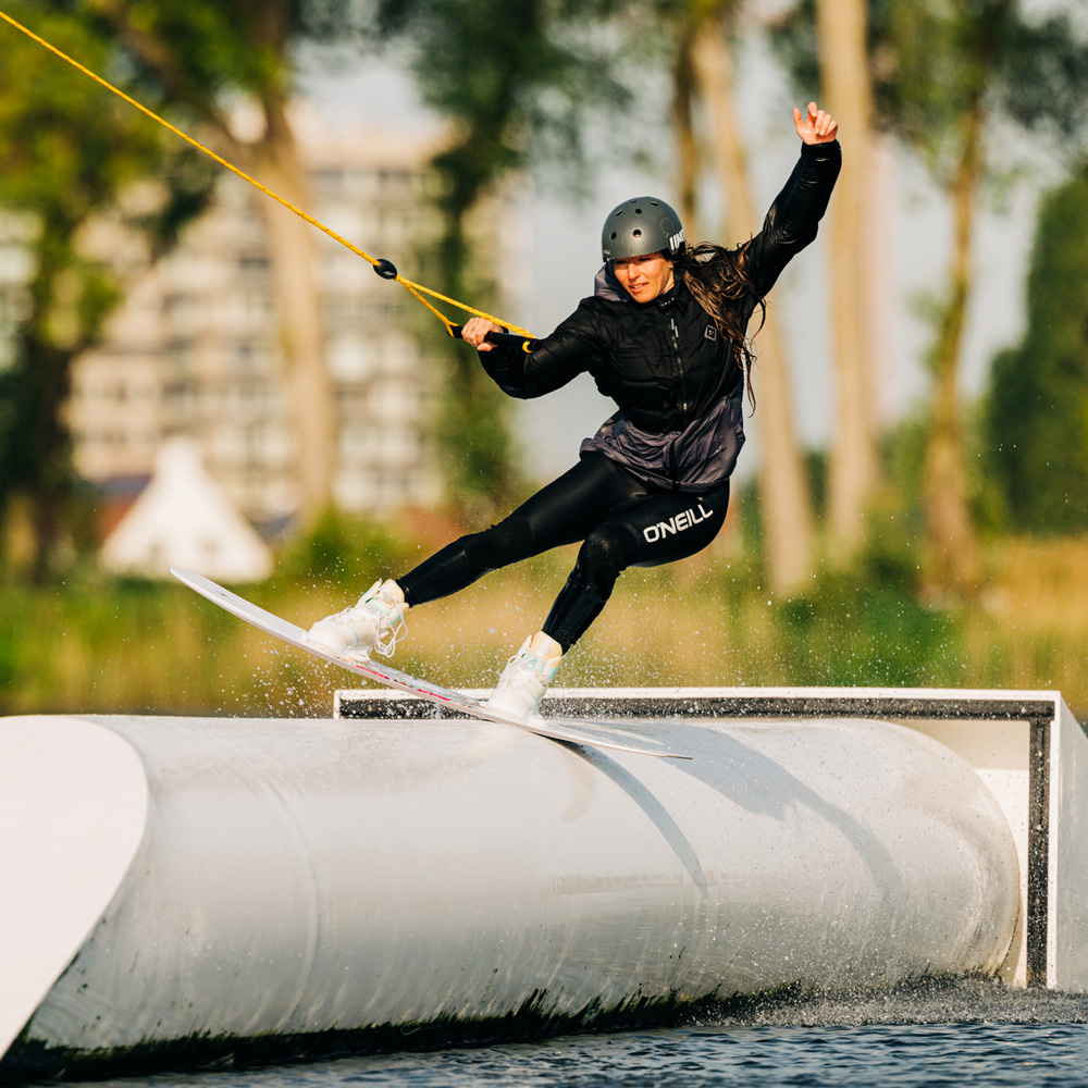 Liquid Force Vamp wakeboard 136 cm 3